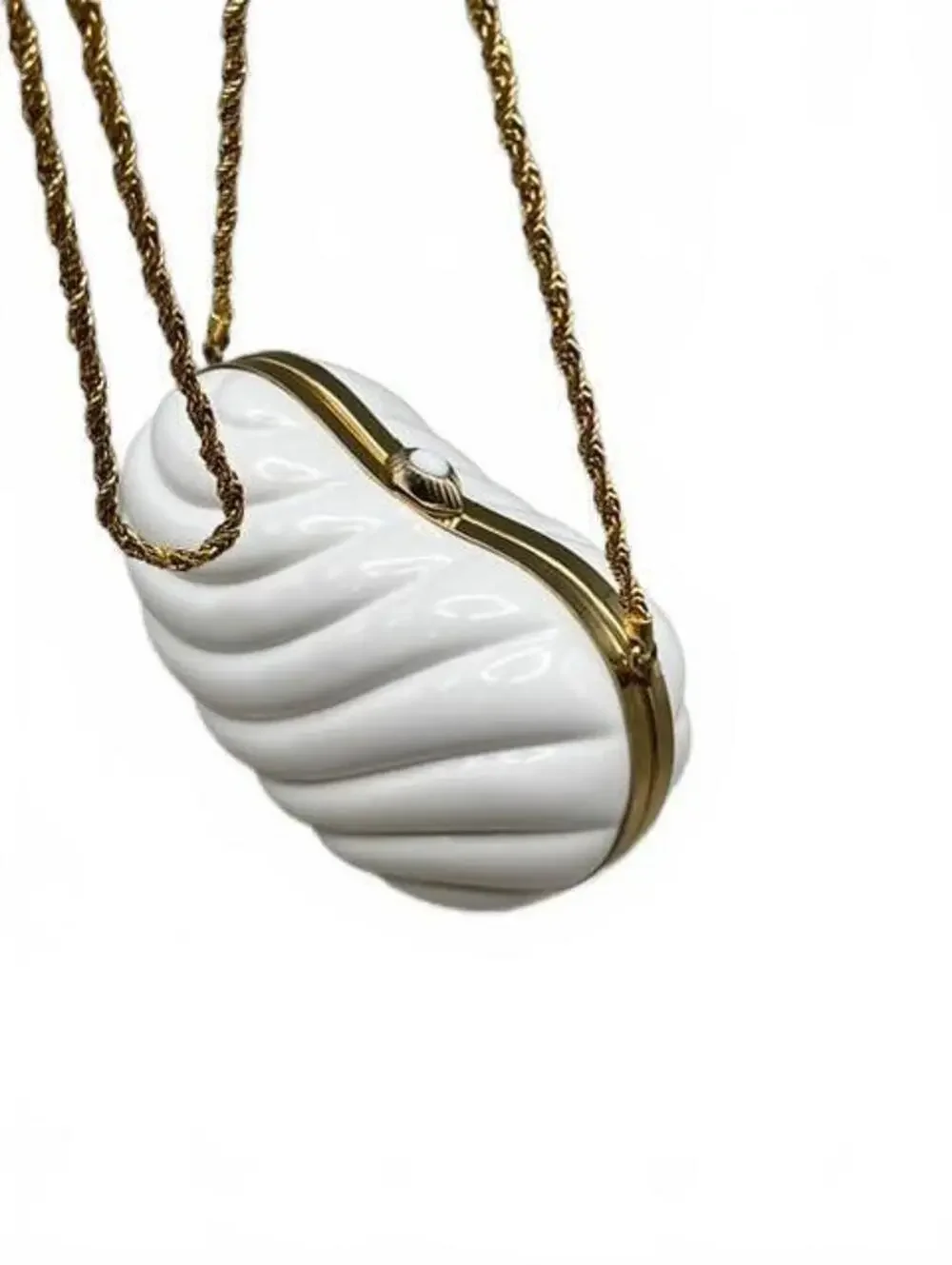 Vintage Made In Italy White Shell Minaudière Clutch Hardcase Gold Rope Chain Bag